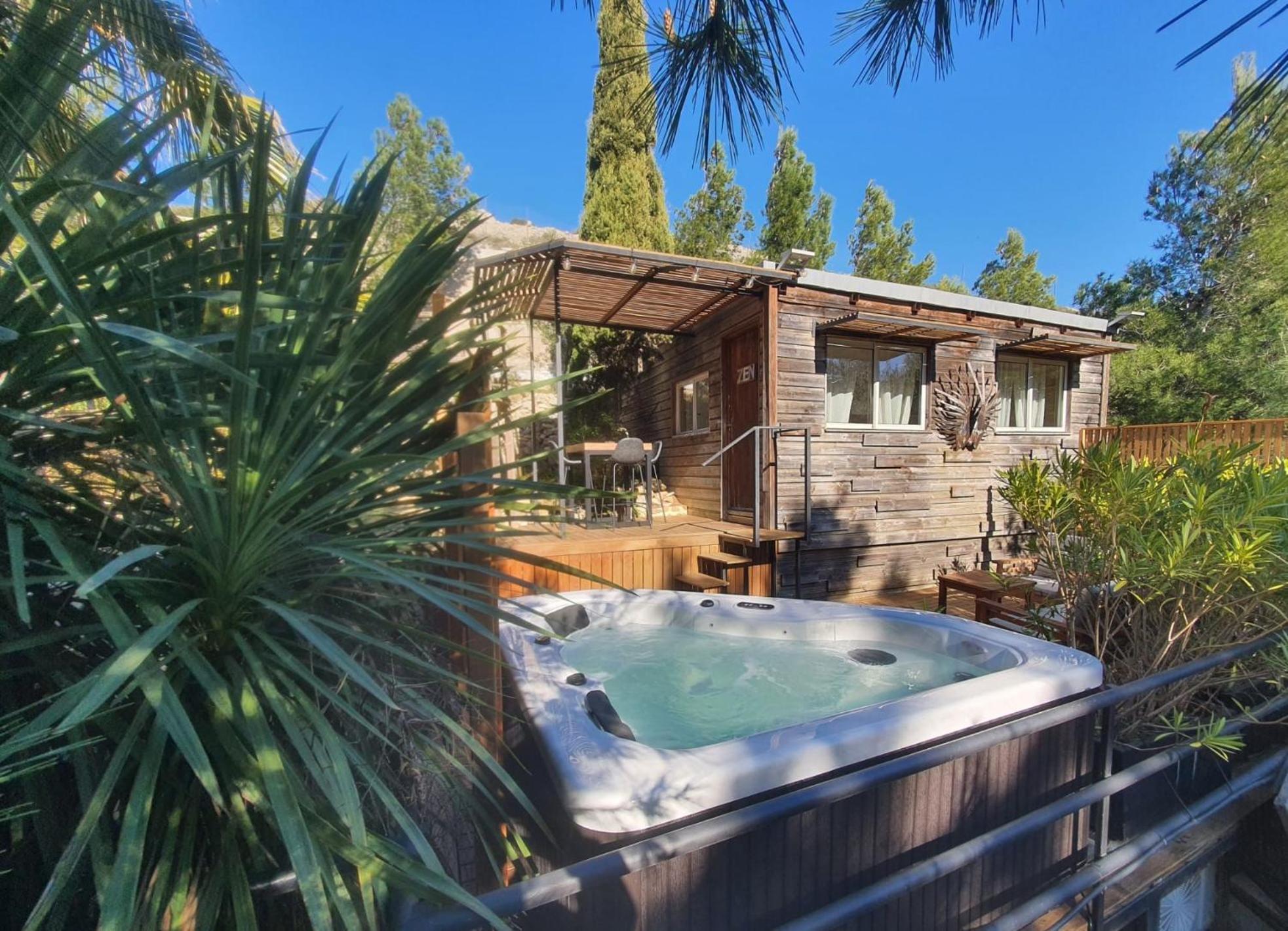 Les Jardins De L'Oustal Villa Narbonne Bagian luar foto